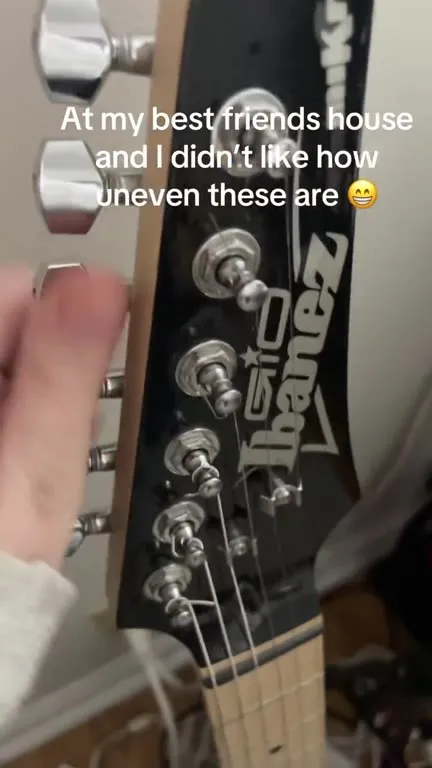 Uneven Guitar Tuning Pegs