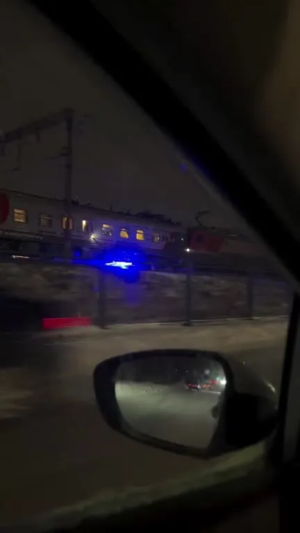 Ночной поезд под Riders On the Storm