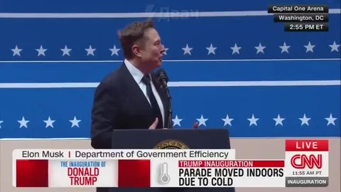 Elon Musk Gives the Nazi Salute