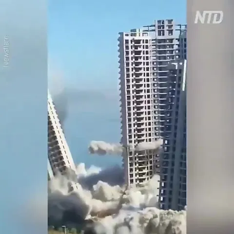 Города исчезают в облаке пыли