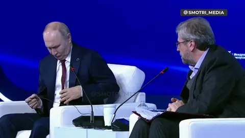 Путин объясняет сложную ситуацию