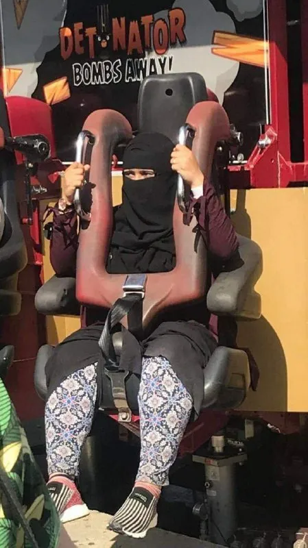 Hijabi on the Detonator Ride