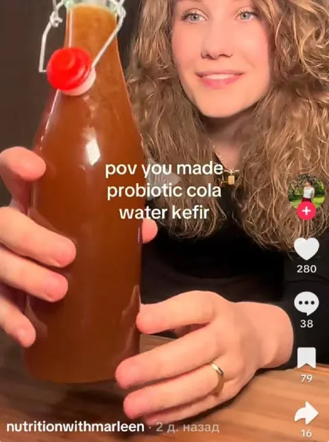 Probiotic Cola Water Kefir