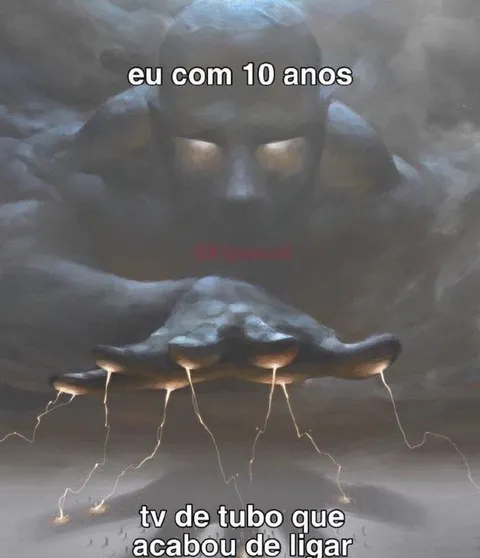 Eu com 10 anos e a TV de tubo