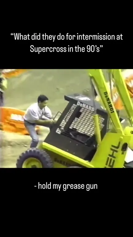 90s Supercross Intermission Chaos