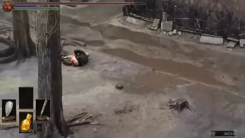 Человек катается по двору как в Dark Souls