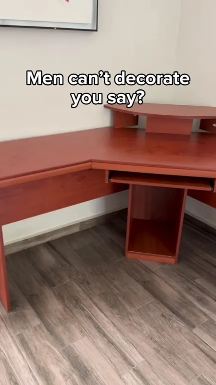 Men Can’t Decorate You Say?