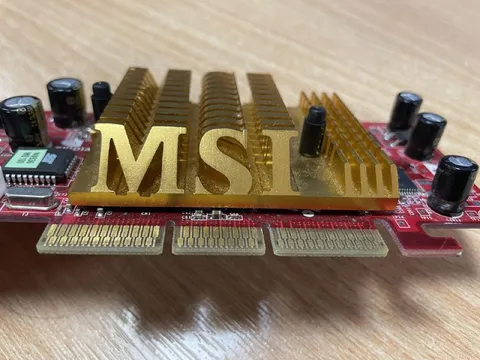Золотая видеокарта MSI