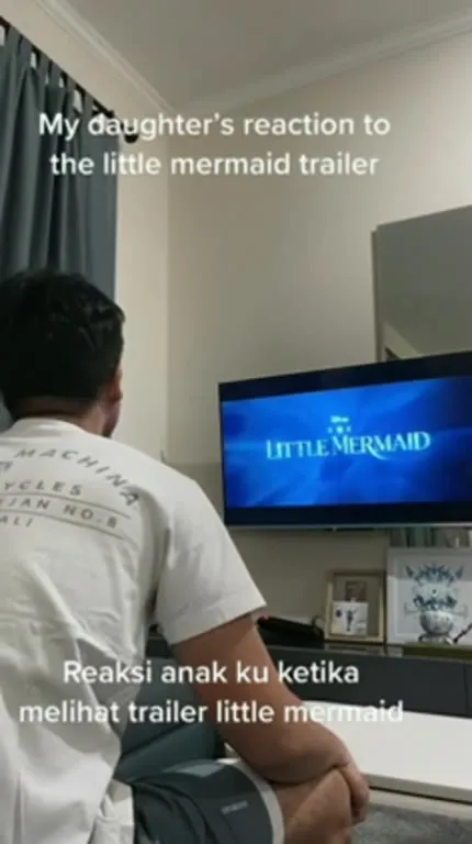 Daughter Reacts to Little Mermaid Trailer