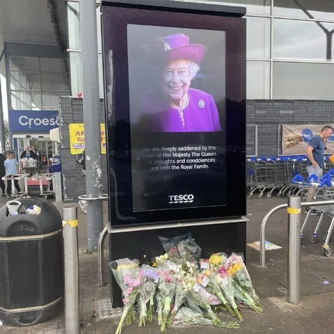 Tesco Queen Memorial