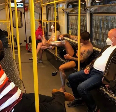 Странная поездка в метро