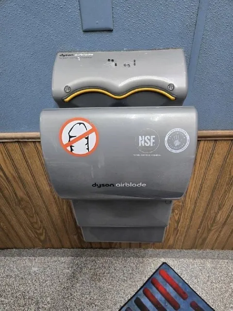 Hands-Free Hand Dryer