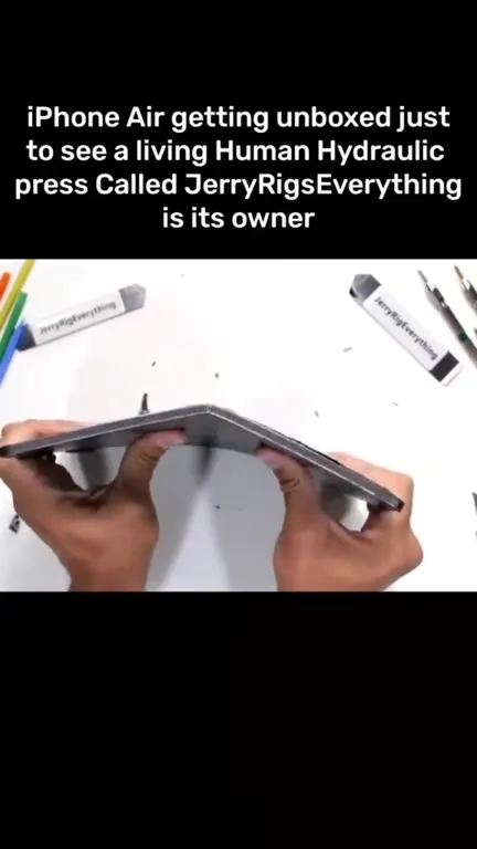 iPhone Air Meets JerryRigEverything
