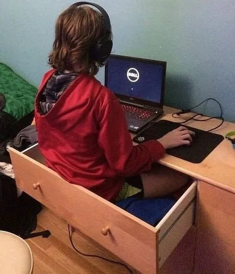 Игровой компьютер в ящике