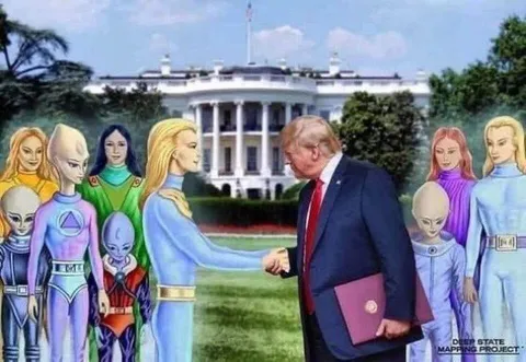 Трамп встречает инопланетян