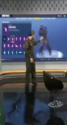 Танец перед экраном Fortnite