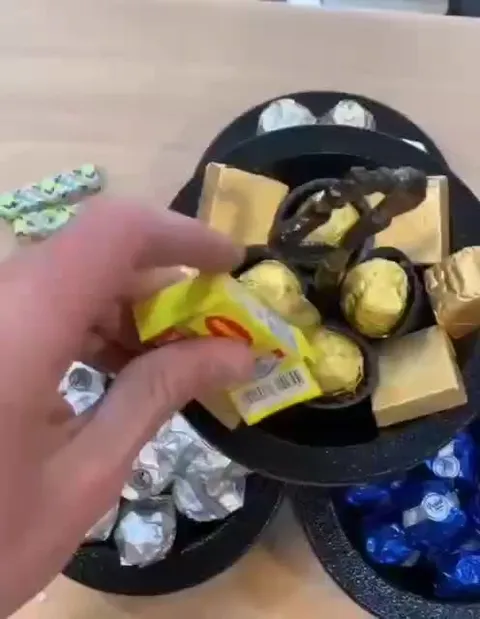 Букет из шоколадных конфет