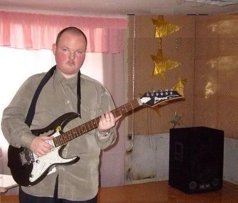Гитарист после Iron Maiden