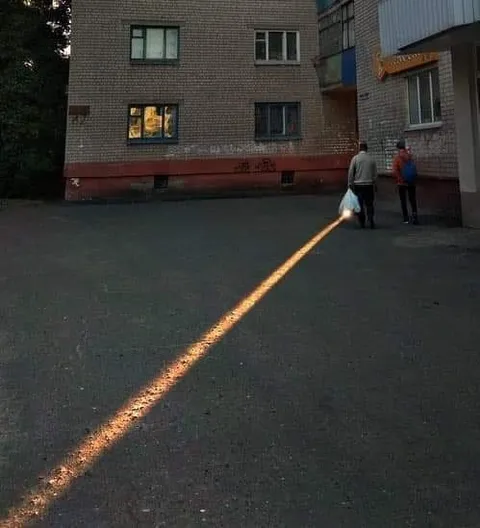 Солнечный луч ведёт к людям