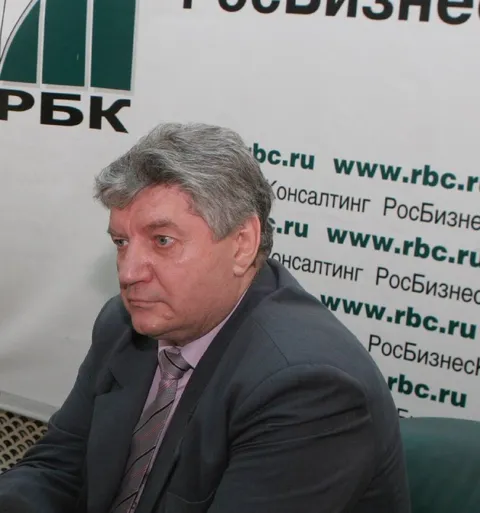 Суровый взгляд на совещании