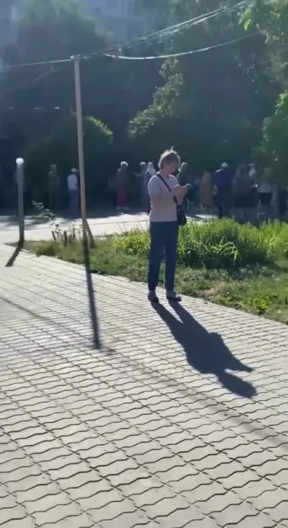 Танцы пенсионеров под рэп