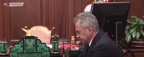 Путин ждёт, пока прочитают доклад
