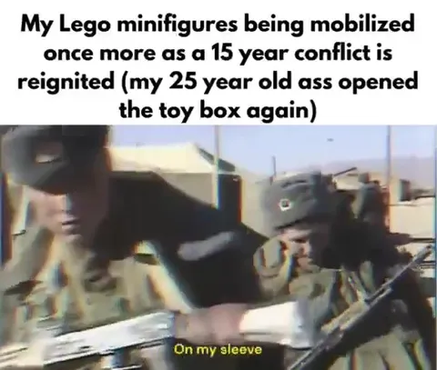 Lego Minifigures Go to War Again