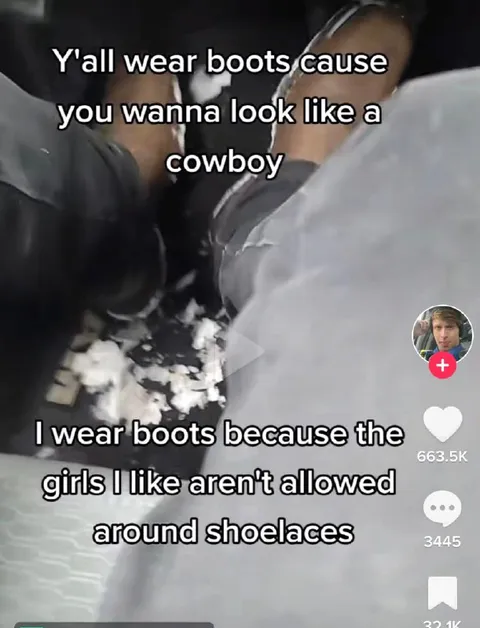 Boots for Shoelace-Prohibited Girls