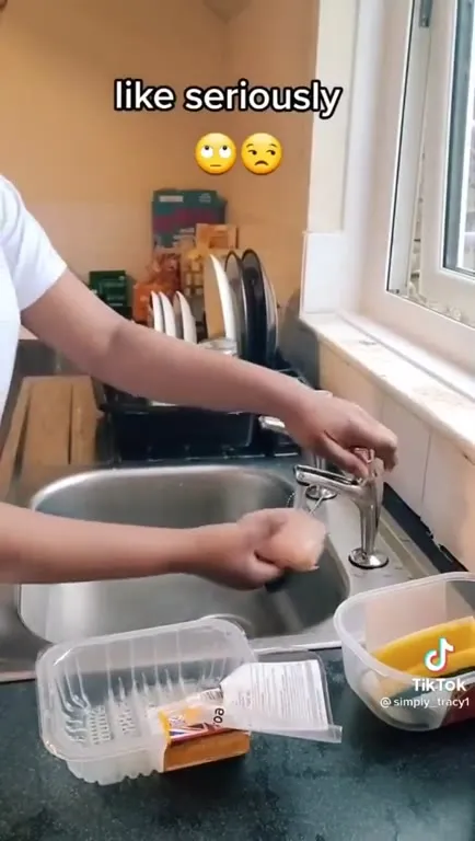 Washing Raw Chicken With Soap