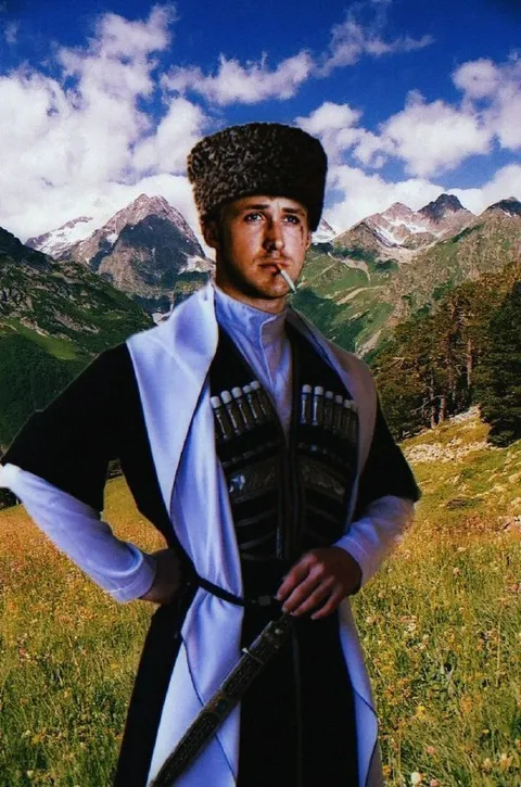 Кавказский красавчик с сигаретой