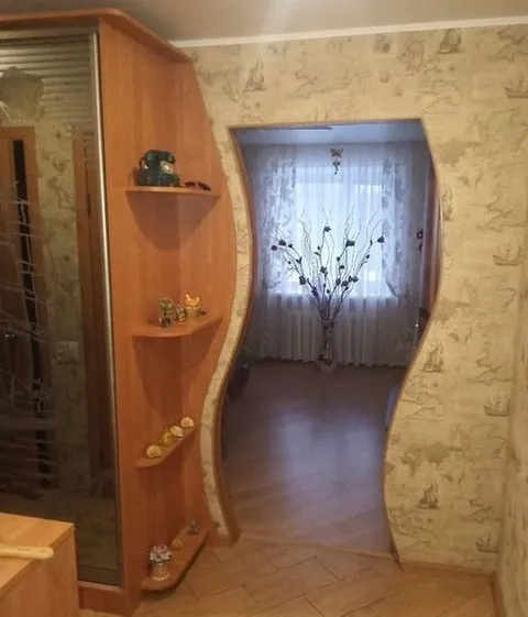 Кривой дверной проём
