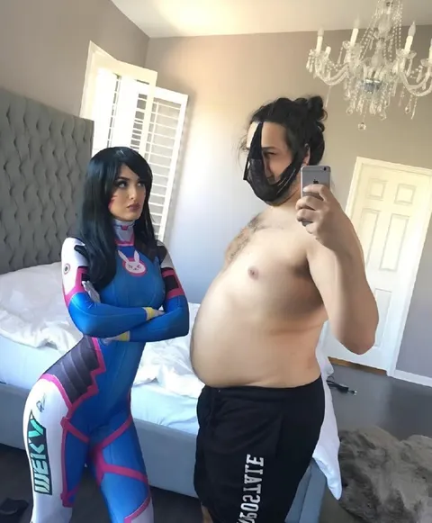 D.Va and Absolute Unit