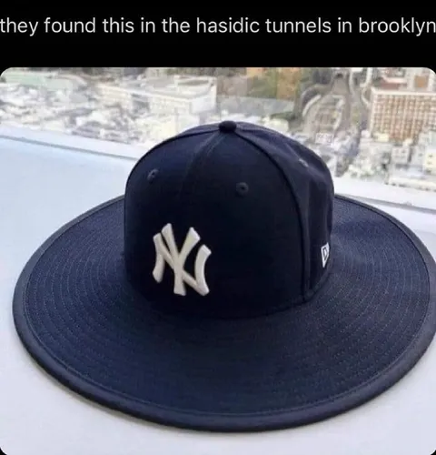 Hasidic Tunnel Hat