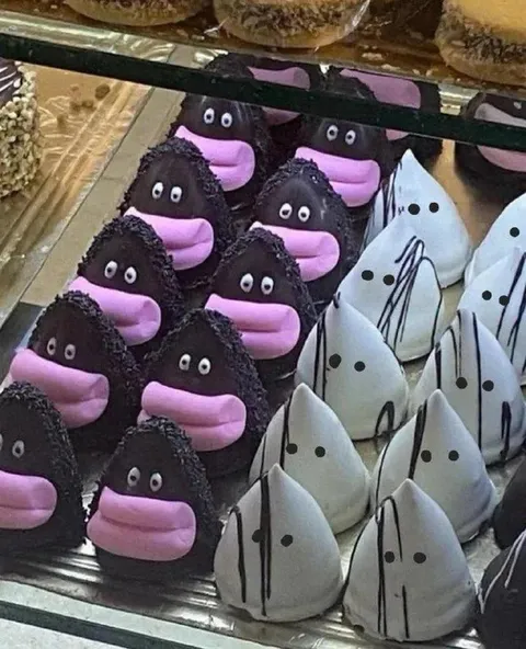 Забавные пирожные с лицами