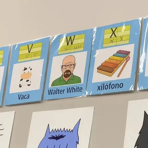 Vaca, Walter White y xilófono