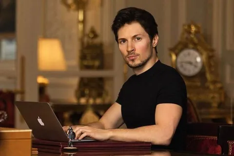 Павел Дуров пишет доклад