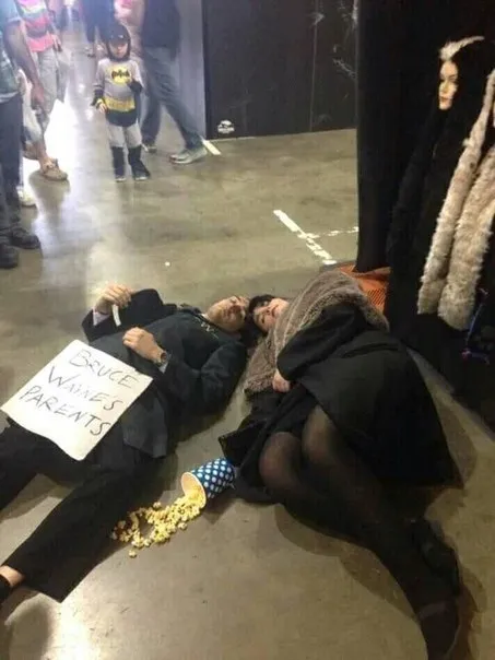 Bruce Wayne's Parents at Comic-Con