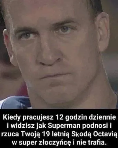 Superman rzuca starą Skodą