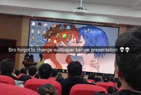 Forgot to Change Wallpaper