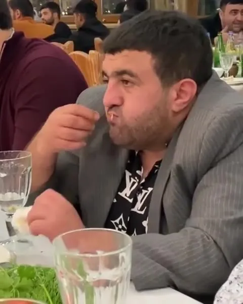 Поел и пошёл танцевать