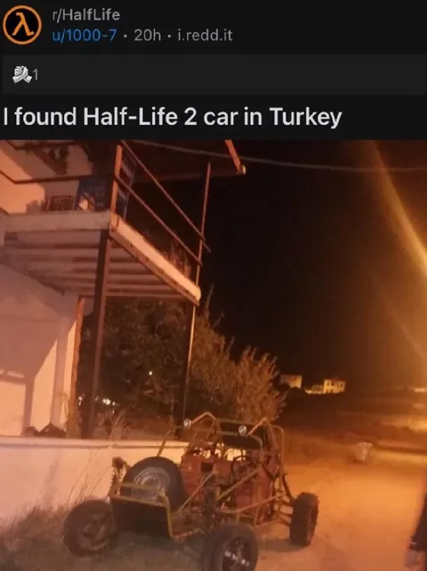 Half-Life 2 Car in Turkey
