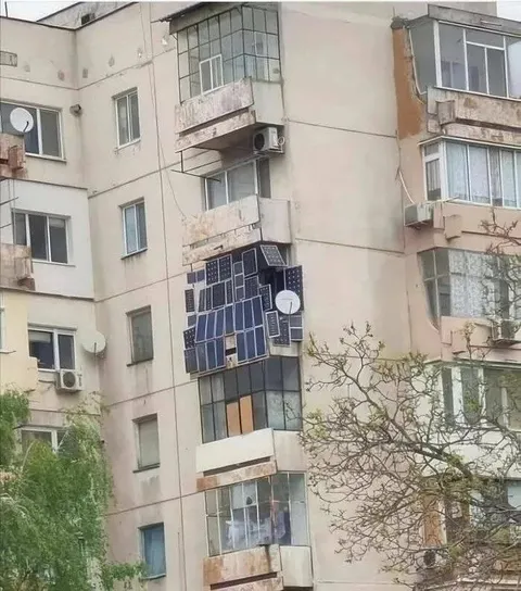 Балконная солнечная электростанция