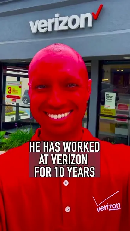 Verizon Employee Turns Red