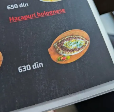 Насарури bolognese iz menija