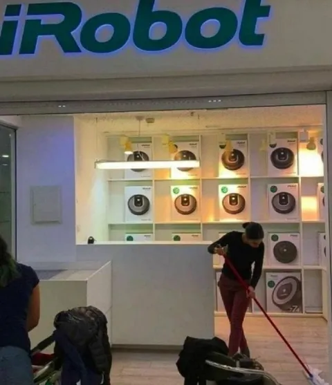 Cleaning Robot Store
