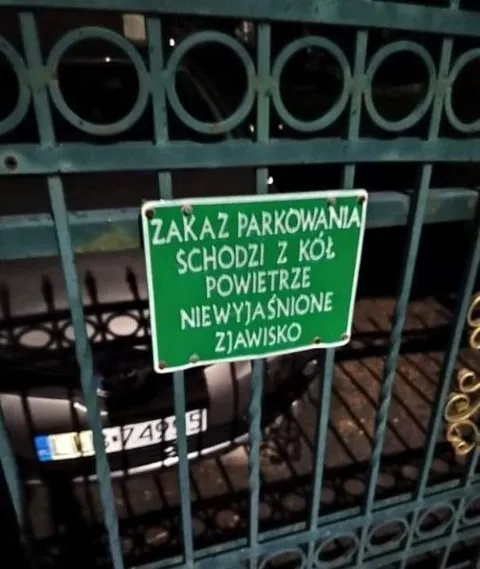 Zakaz parkowania i znikające powietrze