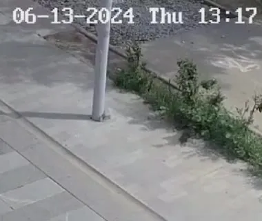 Самокат врезался в столб