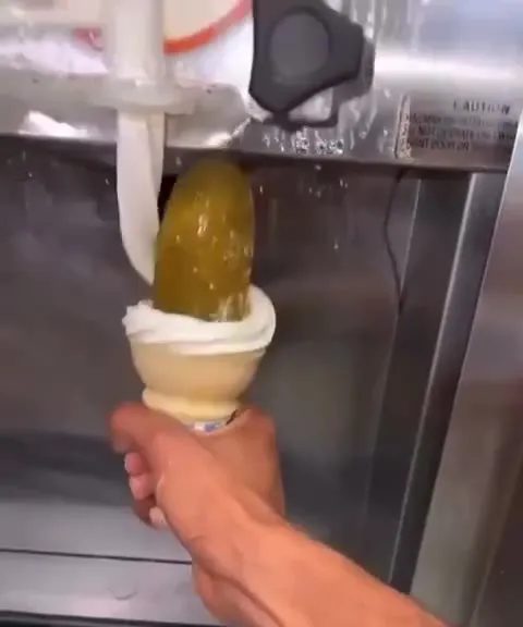 Огурец в мороженом