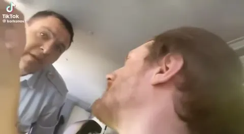 Шапка не на голове