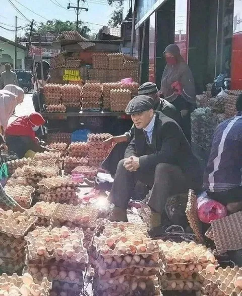 Thomas Shelby di Pasar Telur